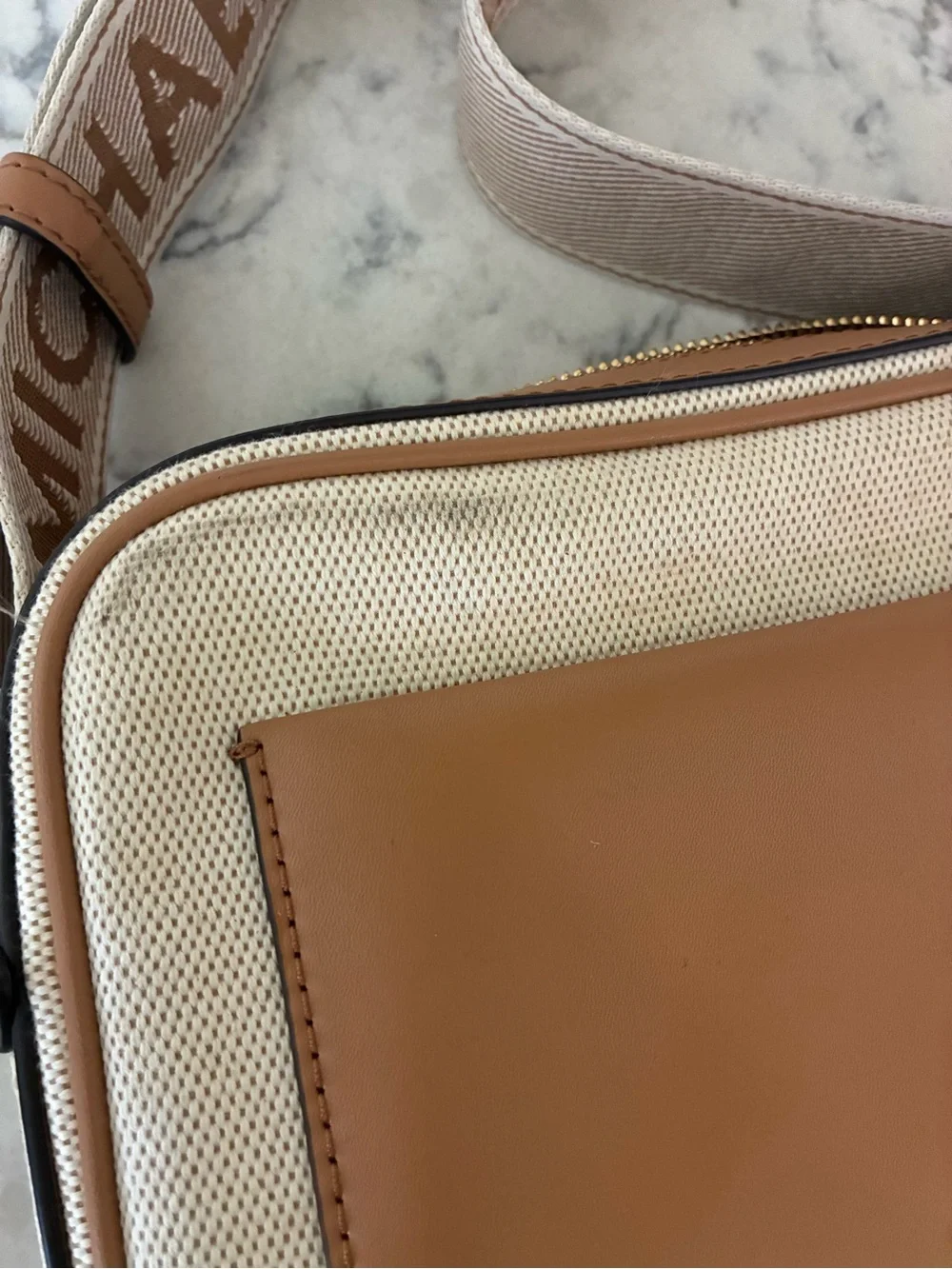 MICHAEL KORS Quinn Cream & Tan Crossbody Bag with Logo Strap Purse Handbag MK